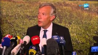 Kijk hier de persconferentie over de vliegtuigcrash terug [upl. by Farnham]