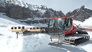 Duell der Pistenfahrzeugfahrer in MelchseeFrutt  Schweizer Meisterschaft 2017  Pistenbully [upl. by Llenrep]