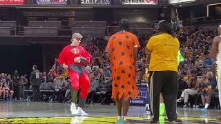 Johnny Furphy sings Kiss Me Thru the Phone and Pacers rookie dance off at Fan Jam 2024 [upl. by Dotty]