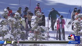 Nursing student performs lifesaving CPR on unconscious skier at Snowbird resort [upl. by Cristy]