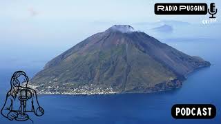 Stromboli Allerta Rossa Ancora per il Vulcano Notizie Flash Radio PugginiOnAir 14072024 [upl. by Nahtanha]