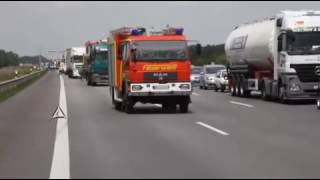 Zwei schwere LkwUnfälle auf der A1 [upl. by Sira881]