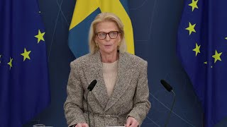 Finansminister Elisabeth Svantesson bjuder in till pressträff [upl. by Patton]