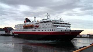 Hurtigruten  Nordlys  Svolvær [upl. by Bethanne]