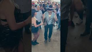 Bronco 956 bailando la chimichanga en TX youtubeshortsvideo 956valley dancemusic lapulga [upl. by Rintoul698]