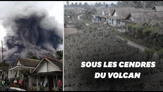 En Indonésie limpressionnante éruption du volcan Semeru [upl. by Ambrosane968]