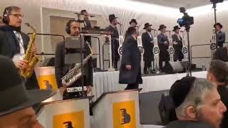 Avrumi Berko 🎹 Lipa Schmeltzer Shmueli Ungar 🎤 Shira Choir [upl. by Everick235]