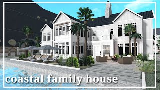 COASTAL FAMILY HOUSE Bloxburg speedbuild  400K500K [upl. by Lyndsay]