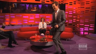 Benedict Cumberbatch Beyonce Yürüyüşü Yapıyor The Graham Norton Show Altyazılı [upl. by Riggs]