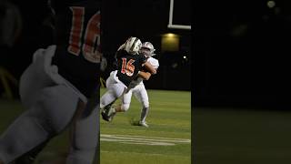 Stiff arm knocked his helmet off 😮 stiffarm helmet speedflex f7 riddel axiom football [upl. by Sharman]