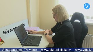 Vidusdaugavas NVO centrs īstenojis digitālo prasmju projektu [upl. by Asilem206]