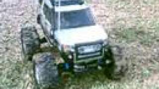 New Bright RC Land Rover 4x4 [upl. by Assetniuq]