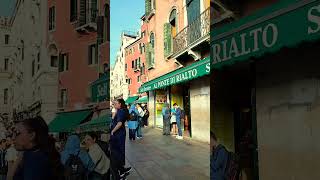 RIALTO BRIDGE VENICE ITALY [upl. by Unders]