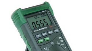 Digital Multimeter Review CenTech P98674  Mastech MS8229 [upl. by Amber]