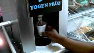 Haciendo un Yogen Fruz [upl. by Maddie372]