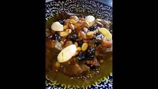 طاجين بالفواكه الجافة Tagine aux prunes et amendes [upl. by Yenettirb935]