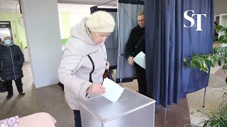 Belarus holds referendum to renounce nonnuclear status [upl. by Aruasi]