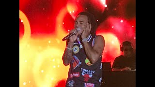 Ozuna 2018 Live El Farsante Italia [upl. by Pliner]