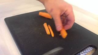 Faire une mirepoix de carottes  Cuisiner des carottes [upl. by Marilla]