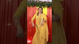 Gaye holud dance গ্রামেরবিয়ে haldimehndidanceperformance [upl. by Naujled878]