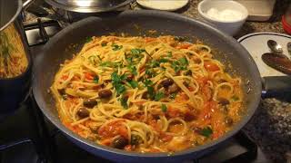 SPAGHETTI ALLE VONGOLE CON POMODORINI [upl. by Notluf370]