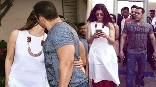 Salman Khan Kissing Ex Girlfriend Sangeeta Bijlani In Public [upl. by Nireil]