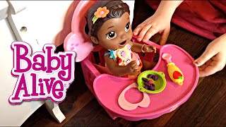 Baby Alive Super Snackin Lily Doll Unboxing and Feeding [upl. by Hselin]