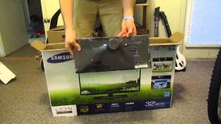 Samsung 32quot LED TV Unboxing [upl. by Whatley636]