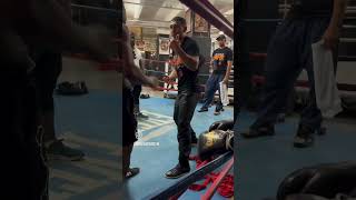 Teofimo Lopez Giving Game teofimolopez boxing boxingtraining workout [upl. by Sabas]