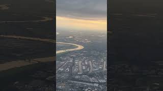 Beautiful Flight above the River Rhein Düsseldorf Sunexpress Boing 737800 plane aviation flight [upl. by Honniball]