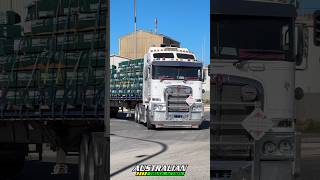 Kenworth K200 turning [upl. by Bathulda]