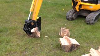 mini digger log splitter  jcb 801  kubota  bobcat   07955620997 JLW FABRICATIONS ENGLAND [upl. by Bonne]