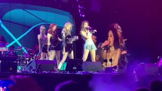 Dont know what to do Blackpink Coachella weekend 2 [upl. by Warren201]