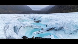 Marcher sur le glacier des Ecoulaies [upl. by Nannarb]