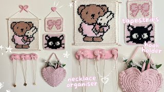 easy crochet wall decor bow necklace organiser heart hanging amp cute tapestries  beginnerfriendly [upl. by Ynitsed778]