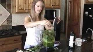 How to Make a Green Smoothie [upl. by Noiz]