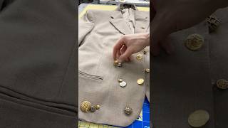 300 Buttons Vs 1 Blazer [upl. by Trojan]