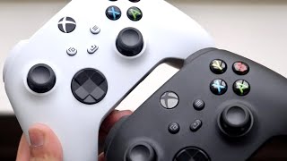 Xbox Series S Controller Vs Xbox Series X Controller [upl. by Strander]