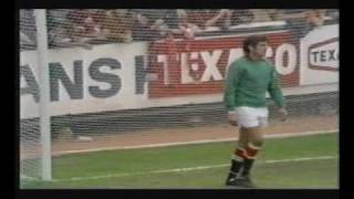 Orient 02 Manchester United 1974 Part 1 [upl. by Kisung142]