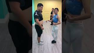 Coach who does belly fat reduction exercise with younger brother dance diet dieting beauty [upl. by Alvis]