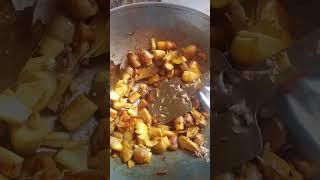 দুপুরে রান্না কীভাবে আমরা করি Bengal cooking crecipe [upl. by Aracal235]