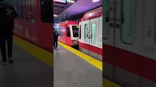 Siemens SD160 S8 Train Leaving Chinook Station train calgarytransit calgary ctrain lrt [upl. by Elmore774]