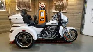 2020 CVO Tri Glide Ultra FLHTCUTGSEBlizzard White Pearl wLightning Silver amp Storm Cloud [upl. by Luehrmann294]