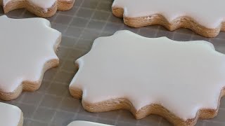 Dipping Sugar Cookies in Royal Icing Made Easy [upl. by Atidnan]