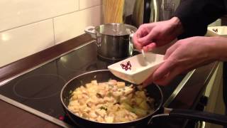 Koch Rezepte HähnchenAnanasCurry mit Reis machen  Hähnchen Ananas Wok kochen [upl. by Nojad651]