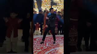 Hammad Shoaib 🇵🇰 Pakistan dancing move jumme Jo Pathan Shahrukh Khan song [upl. by Nomelc]