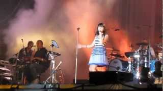 Nolwenn Leroy en concert à Agen  1 [upl. by Amilah]