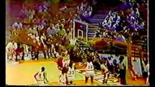 20 Arkansas vs 12 Louisville 1981 NCAA 2nd Round [upl. by Idarb]