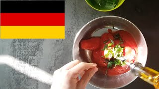 Tomatensoße und Mozzarella für Pizza so wie in Neapel [upl. by Vassar]