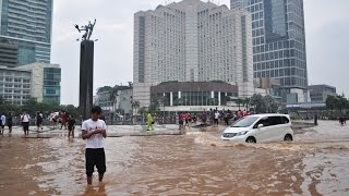 Banjir Jakarta 17 Januari 2013 [upl. by Fleeta]